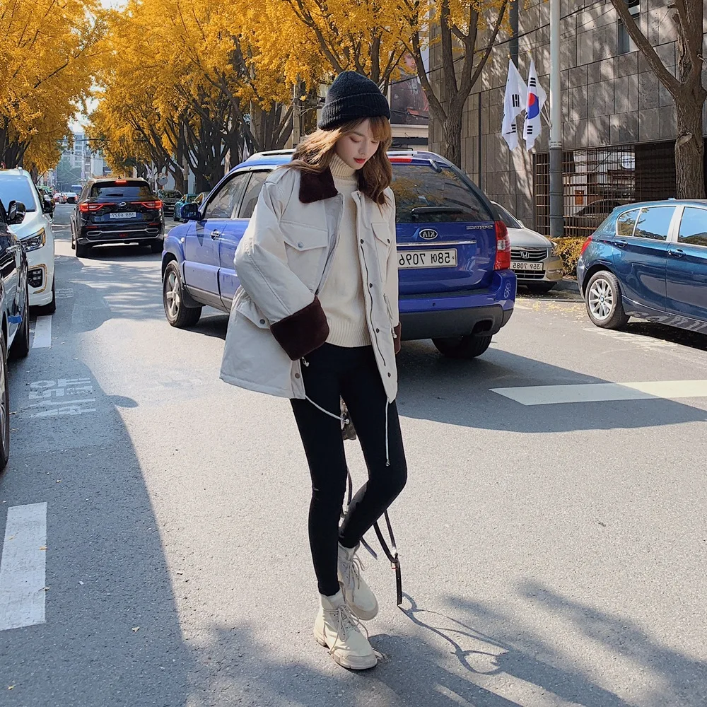 Photo Shoot Drawstring Waist Hugging Lambs Wool Joint Cotton Overcoat 2019 Winter New Style Retro CHIC Wind Workwear Cotton Coat
Photo Shoot Drawstring Waist Hugging Lambs Wool Joint Cotton Overcoat 2019 Winter New Style Retro CHIC Wind Workwear Cotton Coat