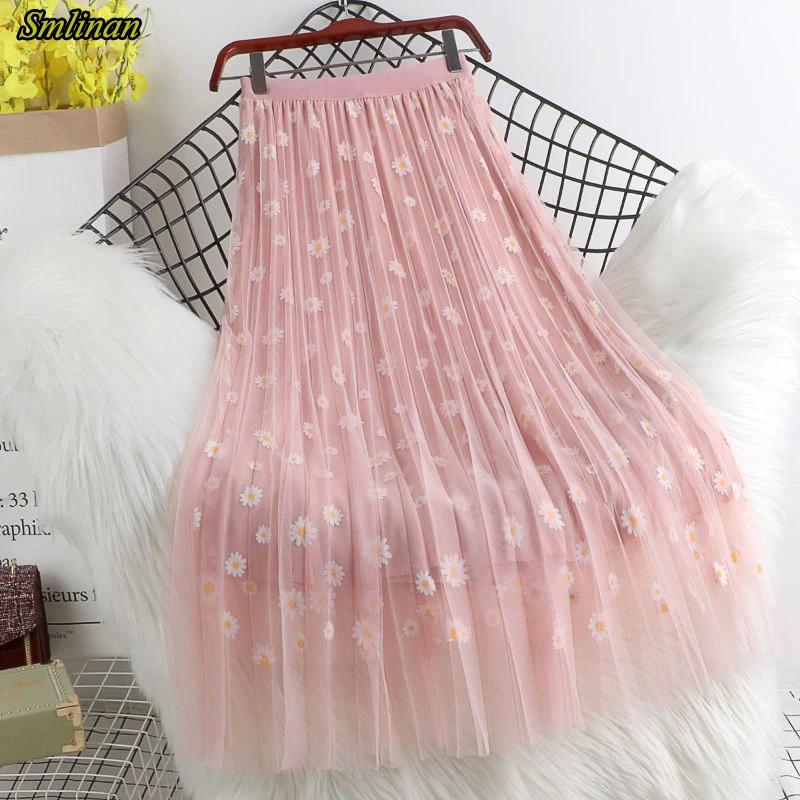 Smlinan Summer Print Floral Tulle Long Skirt Women Fashion Casual Vintage Elastic Waist Female Skirts Mesh Pleated Length Skirts
Smlinan Summer Print Floral Tulle Long Skirt Women Fashion Casual Vintage Elastic Waist Female Skirts Mesh Pleated Length Skirts