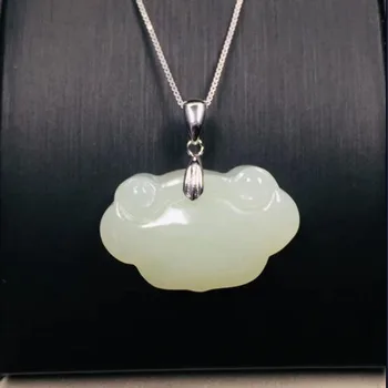 Natural Hetian White Jade Pendant 925 Sterling Silver Ancient Ruyi Lock Necklace Pendants + Chain For Women Jewelry
Natural Hetian White Jade Pendant 925 Sterling Silver Ancient Ruyi Lock Necklace Pendants + Chain For Women Jewelry