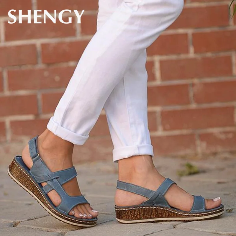 Summer New Women Sandals Mid Heels Wedge Casual Ladies Shoes Solid Hook & Loop Female Shoes Big Size 34-42 Outdoor Beach
Summer New Women Sandals Mid Heels Wedge Casual Ladies Shoes Solid Hook & Loop Female Shoes Big Size 34-42 Outdoor Beach