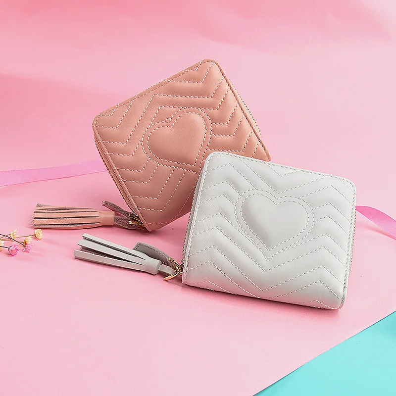 Short Wallet Woman 2020 New Small Fresh Wallet Folding Multifunctional Zipper Coin Purse
Short Wallet Woman 2020 New Small Fresh Wallet Folding Multifunctional Zipper Coin Purse