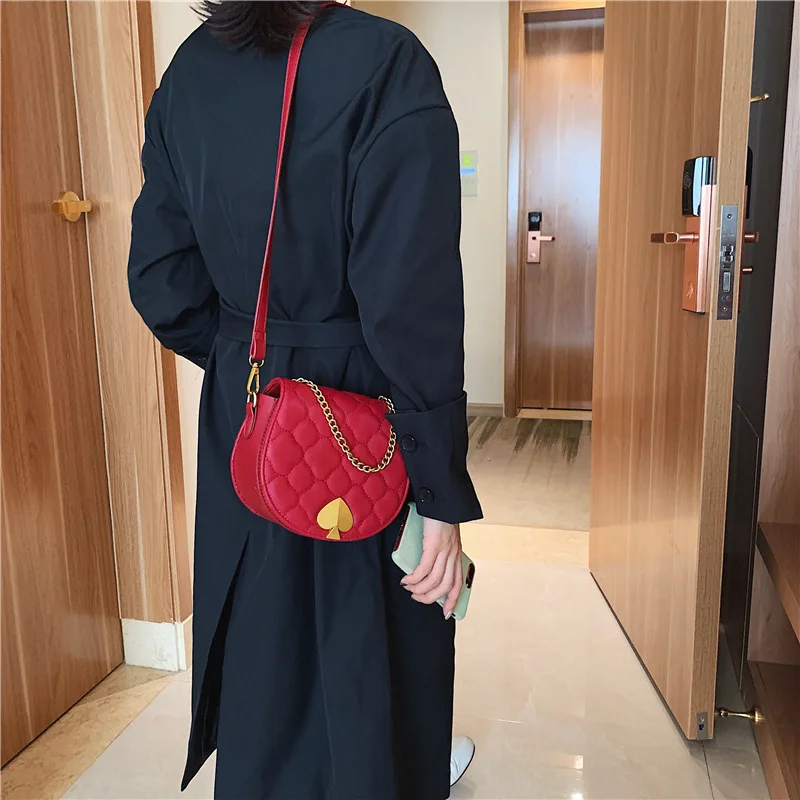 Playing Cards WOMEN'S Bag New Style 2019 Fashion Hong Kong Style Retro Saddle Bag Textured Crossbody Bag Fashion Bag with Chain
Playing Cards WOMEN'S Bag New Style 2019 Fashion Hong Kong Style Retro Saddle Bag Textured Crossbody Bag Fashion Bag with Chain