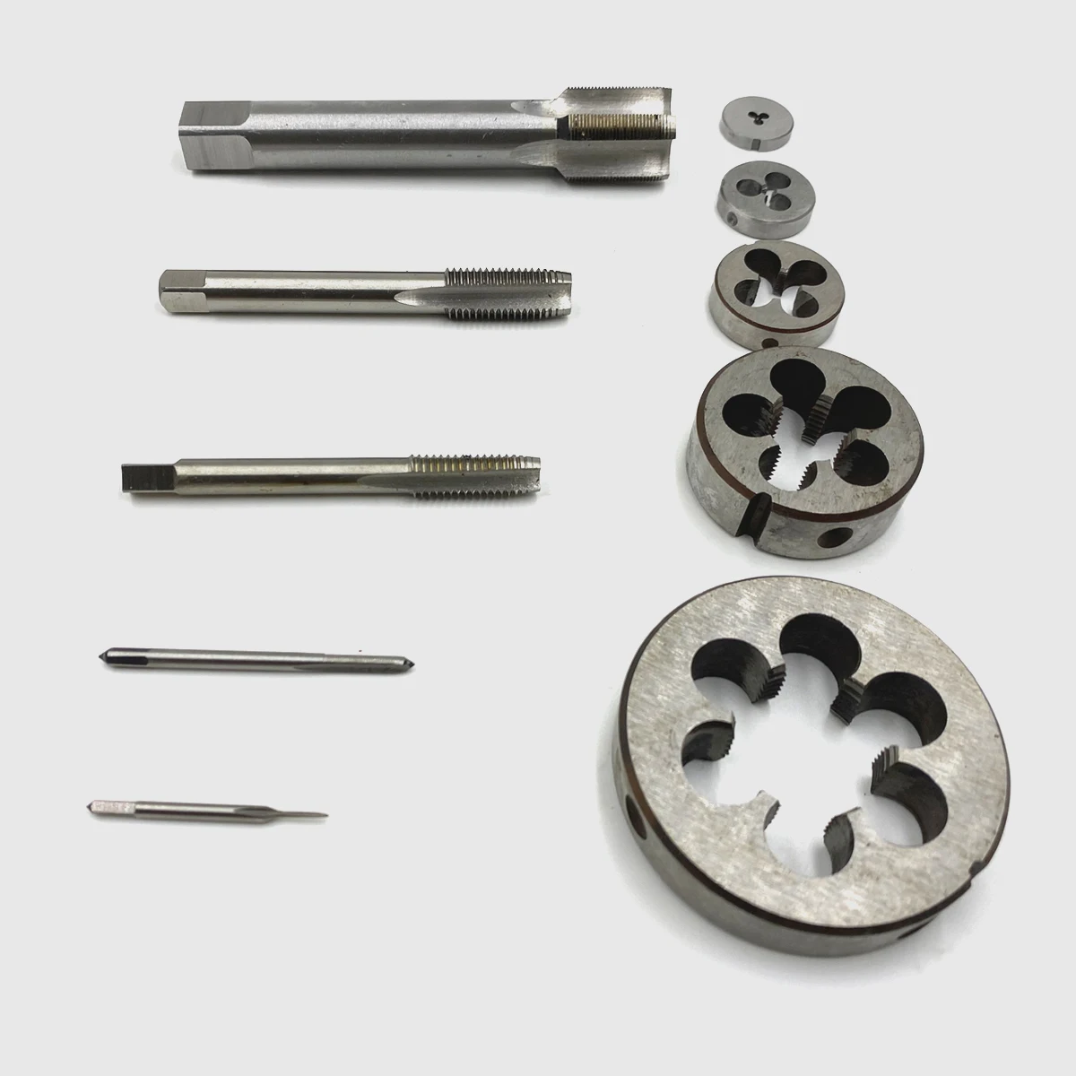 

1Set M15 x 1.5mm 1.5 Metric HSS Right Hand Tap & Die Threading For Tool Machining *