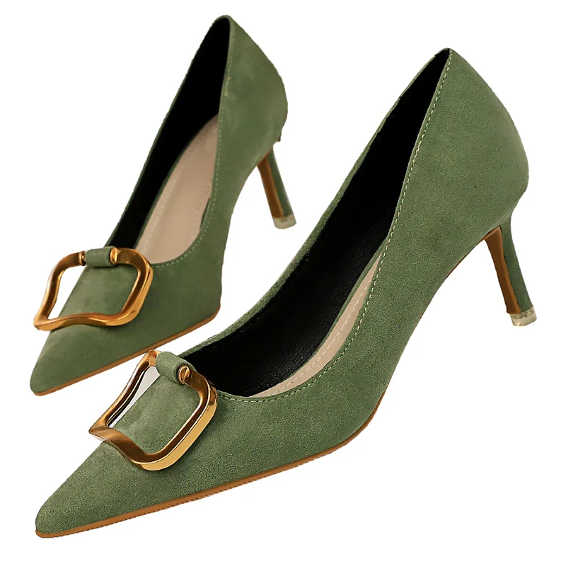 2020 Women 6.5cm High Heels Valentine Purple Pumps Lady Scarpins Metal Buckle Kitten Low Heels Sexy Green Yellow Office Shoes
2020 Women 6.5cm High Heels Valentine Purple Pumps Lady Scarpins Metal Buckle Kitten Low Heels Sexy Green Yellow Office Shoes