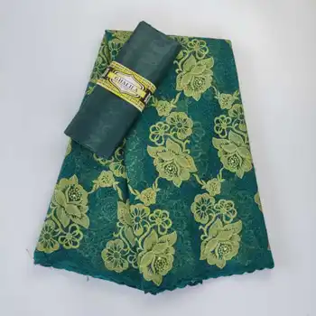 2.5+2.5 Yards 2020 Guinea Mesh Net Lace With Bazin Riche Fabrics Green Color Senegal Gambia Women Party Wedding Basin Material
2.5+2.5 Yards 2020 Guinea Mesh Net Lace With Bazin Riche Fabrics Green Color Senegal Gambia Women Party Wedding Basin Material