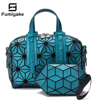 hight capacity women travel bag leather elegant ladies luxurious top-handbag Designer Boston bag set female make up bag
hight capacity women travel bag leather elegant ladies luxurious top-handbag Designer Boston bag set female make up bag