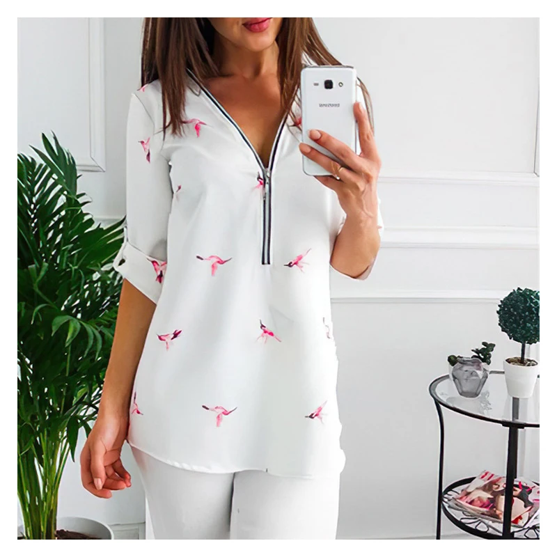 2020 New Women's Clothes V Neck Zipper Shirt Printed Rolled Sleeves Mid Sleeve Long Sleeve Shirt Fashion Summer Women's Tops
2020 New Women's Clothes V Neck Zipper Shirt Printed Rolled Sleeves Mid Sleeve Long Sleeve Shirt Fashion Summer Women's Tops