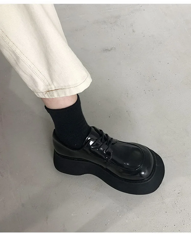 Platforms Shoes Women Bottom Heels Woman Autumn Shoes Round Big toe Shoe British Style Girls Faves Footwear Slip On Black