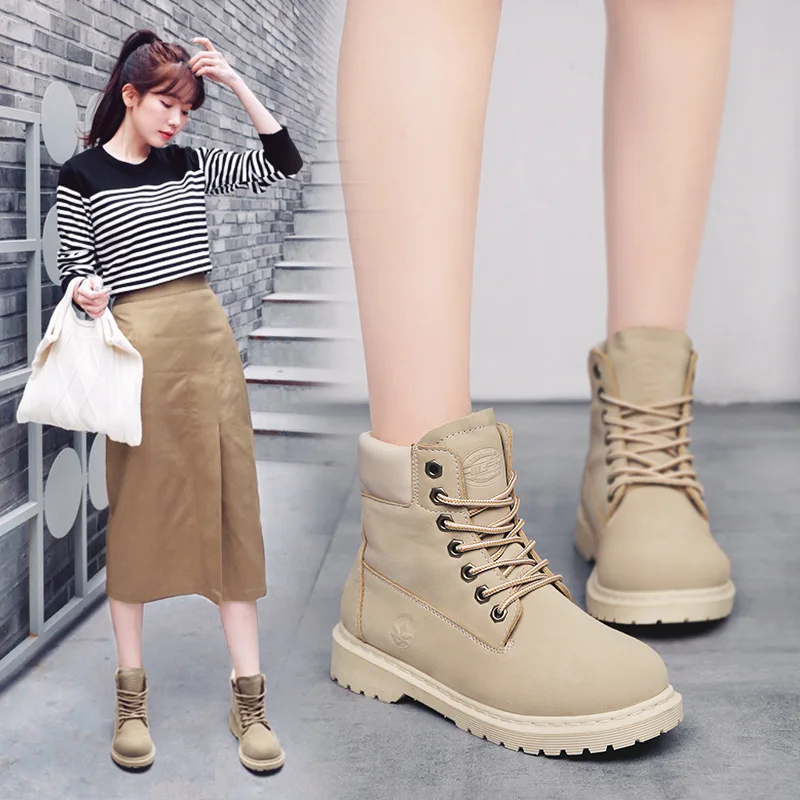 Autumn And Winter New Style Casual Shoes Student Martin Boots Hight-top Work Shoes Candy-Colored WOMEN'S Shoes Fashion
Autumn And Winter New Style Casual Shoes Student Martin Boots Hight-top Work Shoes Candy-Colored WOMEN'S Shoes Fashion