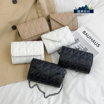 Fairy gentle wind woman 2020 new Korean version of the wild messenger bag chain fashion shoulder small square bag
Fairy gentle wind woman 2020 new Korean version of the wild messenger bag chain fashion shoulder small square bag