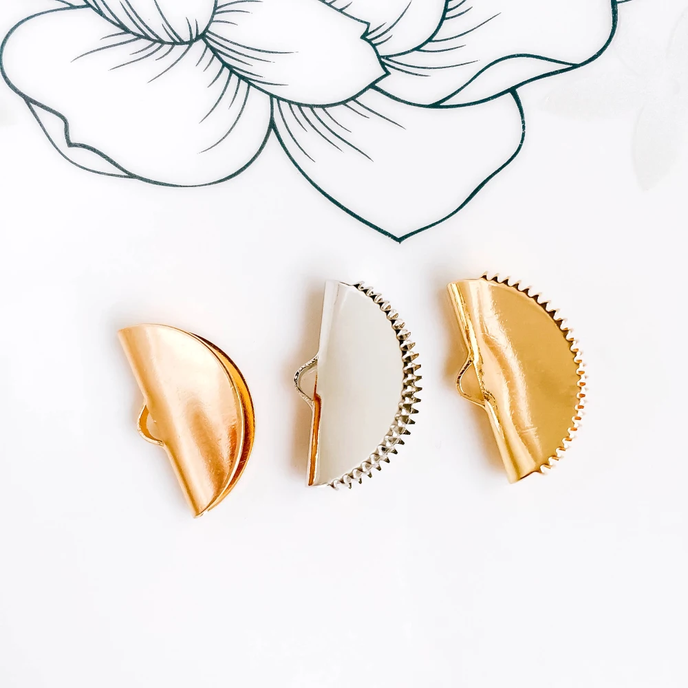 20pcs Metal Crimps End Caps for Flat Leather Cord White K Gold Color End Fastener Connectors Clasps Jewelry Making 
20pcs Metal Crimps End Caps for Flat Leather Cord White K Gold Color End Fastener Connectors Clasps Jewelry Making