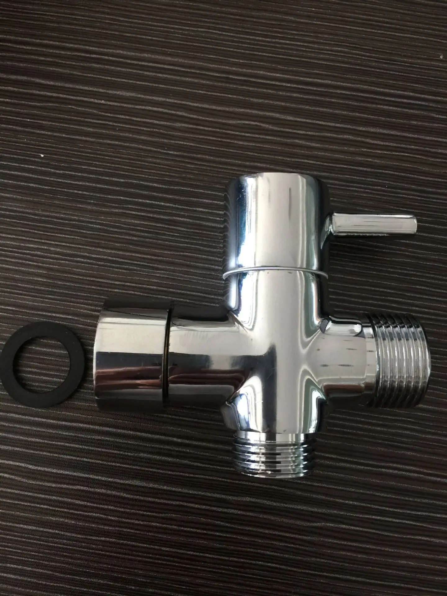 North America Standard Chamber Pot Joint T-connector 7/8 Thread Gage Health Faucet T-connector Water Distributor American Standa
North America Standard Chamber Pot Joint T-connector 7/8 Thread Gage Health Faucet T-connector Water Distributor American Standa