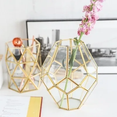 Northern Europe Light Luxury Wind Phnom Penh Copper Strip Glass Geometry Form Vase Flower Arrangement Flower Accept Tube Tide
Northern Europe Light Luxury Wind Phnom Penh Copper Strip Glass Geometry Form Vase Flower Arrangement Flower Accept Tube Tide
