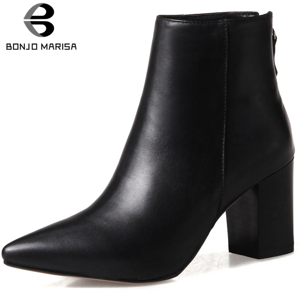 BONJOMARISA New High Quality Genuine Leather Ankle Boots Women 2019 Office Lady Pointed Toe Booties High Heels Shoes Woman 
BONJOMARISA New High Quality Genuine Leather Ankle Boots Women 2019 Office Lady Pointed Toe Booties High Heels Shoes Woman