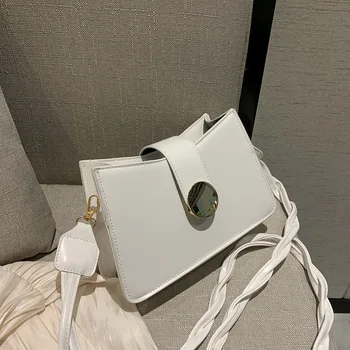 2020 Luxury Handbags Women Bags Designer Fashion Woman PU Leather Shoulder Bag Chain Solid Color Buckle Small Square Bag Sac
2020 Luxury Handbags Women Bags Designer Fashion Woman PU Leather Shoulder Bag Chain Solid Color Buckle Small Square Bag Sac
