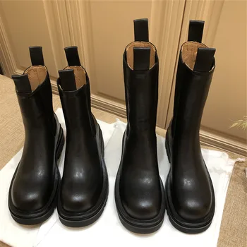 

bottom Chelsea boots female in cylinder with cowhide sponge increased thick with short boots new winter Martin boots