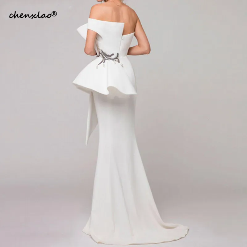Elegant Formal Dress White Evening Dresses 2019 Satin Ruffles Beaded Saudi Arabic Mermaid Evening Gown Long abendkleider
Elegant Formal Dress White Evening Dresses 2019 Satin Ruffles Beaded Saudi Arabic Mermaid Evening Gown Long abendkleider