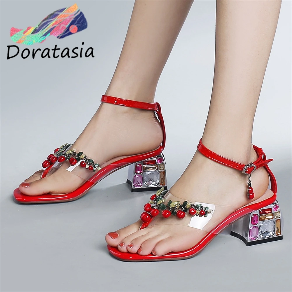 DORATASIA Genuine Leather Women Open Toe Flip Flop Med Heels Shoes Chain Cute Summer Sandals Women Sandals
DORATASIA Genuine Leather Women Open Toe Flip Flop Med Heels Shoes Chain Cute Summer Sandals Women Sandals