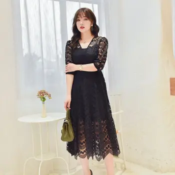 Women's summer solid color V-neck lace cutout commuter dress plus size calf length casual dress 100 kg can be worn
Women's summer solid color V-neck lace cutout commuter dress plus size calf length casual dress 100 kg can be worn