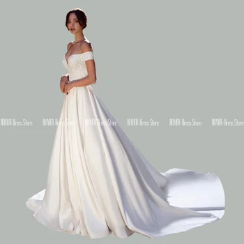 Off The Shoulder Wedding Dress Mariage White Lace Top Bridal Dress With Train Lace Up Back A-line Wedding Gown Robe De Mariee
Off The Shoulder Wedding Dress Mariage White Lace Top Bridal Dress With Train Lace Up Back A-line Wedding Gown Robe De Mariee