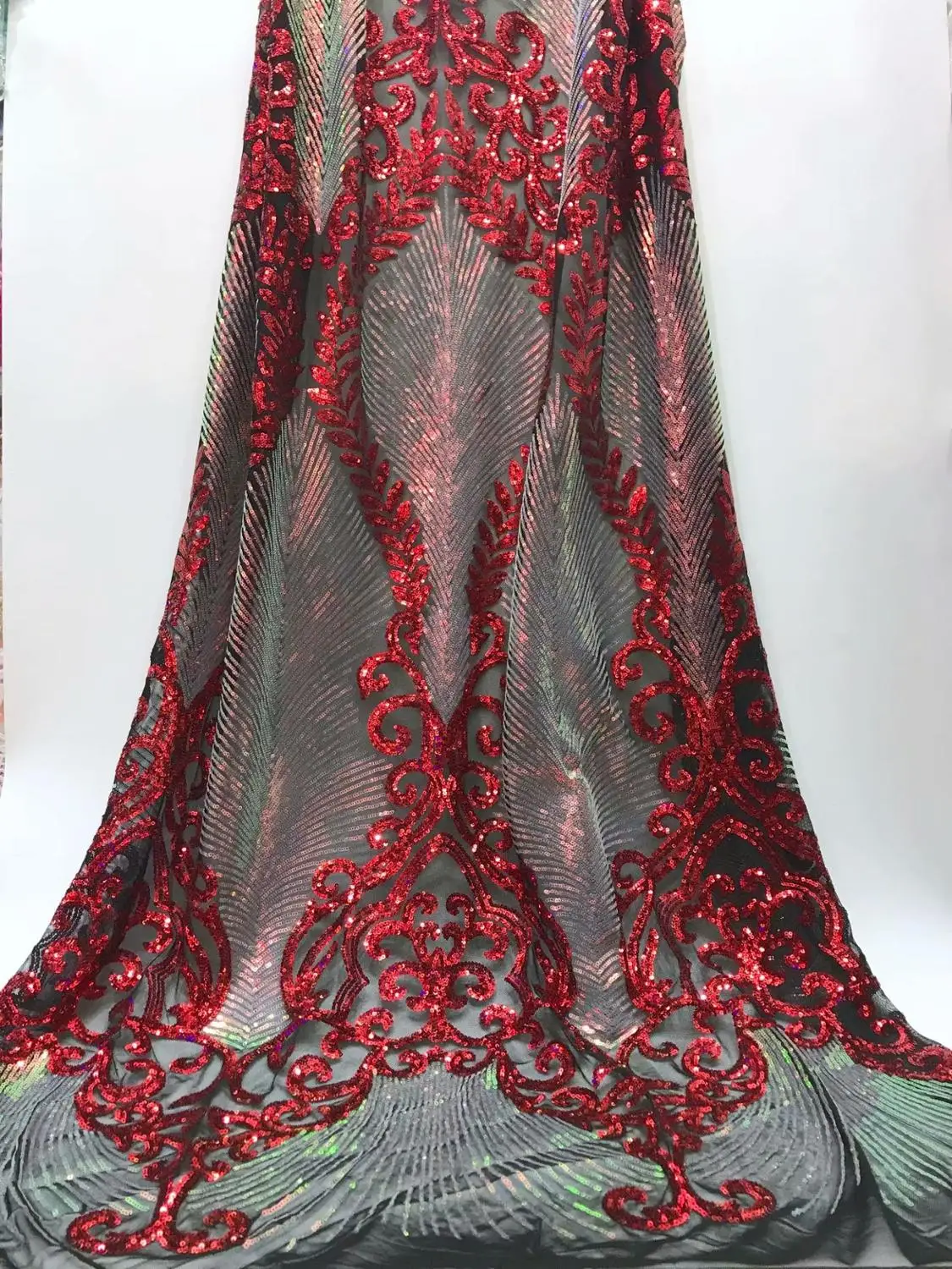 New style French net lace African red gold line tulle mesh lace fabric high quality nigerian sequin 3 d embroidery lace fabric
New style French net lace African red gold line tulle mesh lace fabric high quality nigerian sequin 3 d embroidery lace fabric
