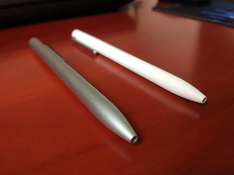 2020 Original Xiaomi Mi Aluminum Rollerball Pen Mijia Metal Sign Pen 0.5mm Japan MiKuni ink refill Aluminum alloy pen holder (8)