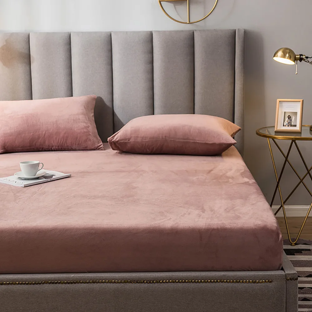 Winter 100% Flannel Microfiber Elastic Fitted Sheet Quilt Cover Bed Cover 2 Pillow cases Suitable For Queen Size 
Winter 100% Flannel Microfiber Elastic Fitted Sheet Quilt Cover Bed Cover 2 Pillow cases Suitable For Queen Size