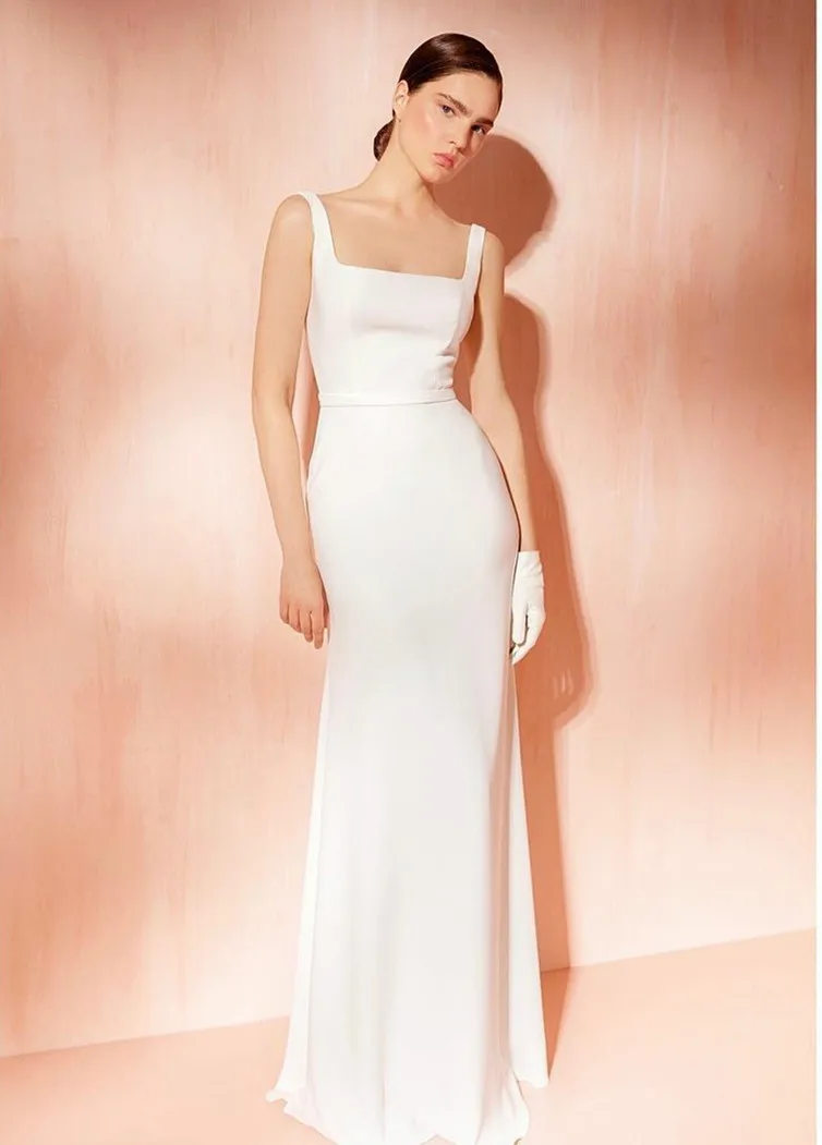 Elegant Long Square Neck Wedding Dresses A-Line Crepe Zipper Back Ivory Floor Length Brautkleider Robes de Soirée for Women
Elegant Long Square Neck Wedding Dresses A-Line Crepe Zipper Back Ivory Floor Length Brautkleider Robes de Soirée for Women