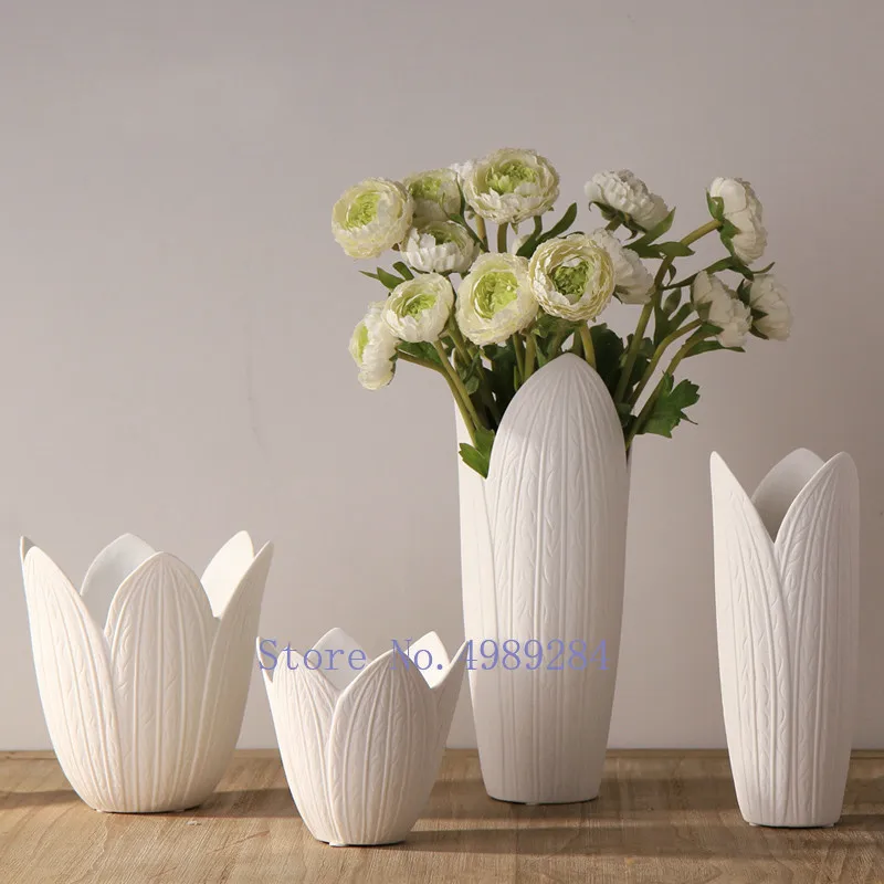 Creative ceramics vase Flower pattern Flower arrangement accessories Modern home Decorative ornaments flower vases wedding
Creative ceramics vase Flower pattern Flower arrangement accessories Modern home Decorative ornaments flower vases wedding