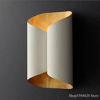 American Luxury Wall Lamp Scandinavian Creative Living Room Wall Lamp Art Bedside Lights Bedroom Sofa Study Designer Wall Lamp
American Luxury Wall Lamp Scandinavian Creative Living Room Wall Lamp Art Bedside Lights Bedroom Sofa Study Designer Wall Lamp