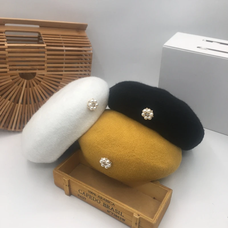 Japanese qiu dong pearl candy color restoring ancient ways is han edition beret children joker fashion artist cap berets
Japanese qiu dong pearl candy color restoring ancient ways is han edition beret children joker fashion artist cap berets