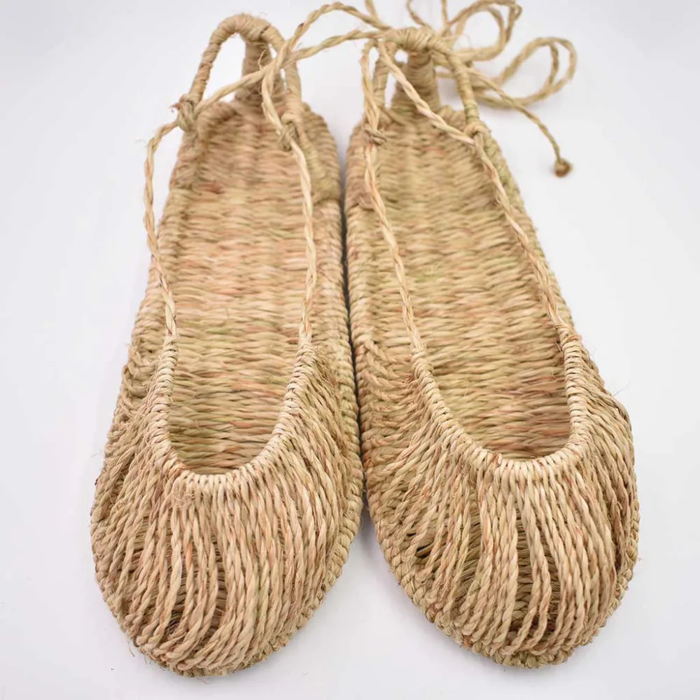 Фото Соломенная обувь ручной работы для мужчин и женщин летние плетеные сандалии в