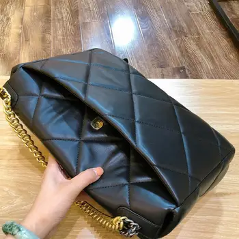 30cm Fashion bags for women ladies shoulder bag Handbag PU leather Chian straps bag black Crossbody bag
30cm Fashion bags for women ladies shoulder bag Handbag PU leather Chian straps bag black Crossbody bag