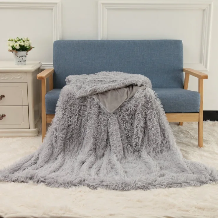 

Super Soft Long Shaggy Fuzzy Fur Faux Fur Warm Elegant Cozy With Fluffy Sherpa Throw Blanket 130CM*160CM 160CM*200CM