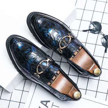 New Autumn 2020 Men Fashion Casual Shoes Black Pu Leather Man Footwear Designer Men Sneakers Comfortable Flats Shoes for Mens
New Autumn 2020 Men Fashion Casual Shoes Black Pu Leather Man Footwear Designer Men Sneakers Comfortable Flats Shoes for Mens