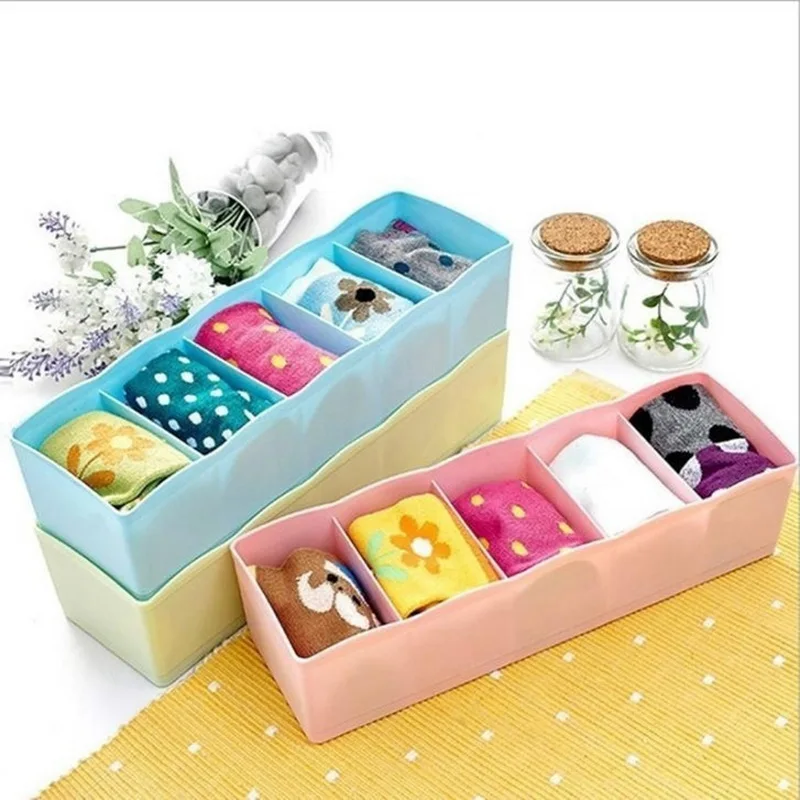 Storage Box 5 Grids Multi-function Storage Basket Wardrobe For Tie Bra Socks Underwear Plastic Container Makeup Organizer
Storage Box 5 Grids Multi-function Storage Basket Wardrobe For Tie Bra Socks Underwear Plastic Container Makeup Organizer