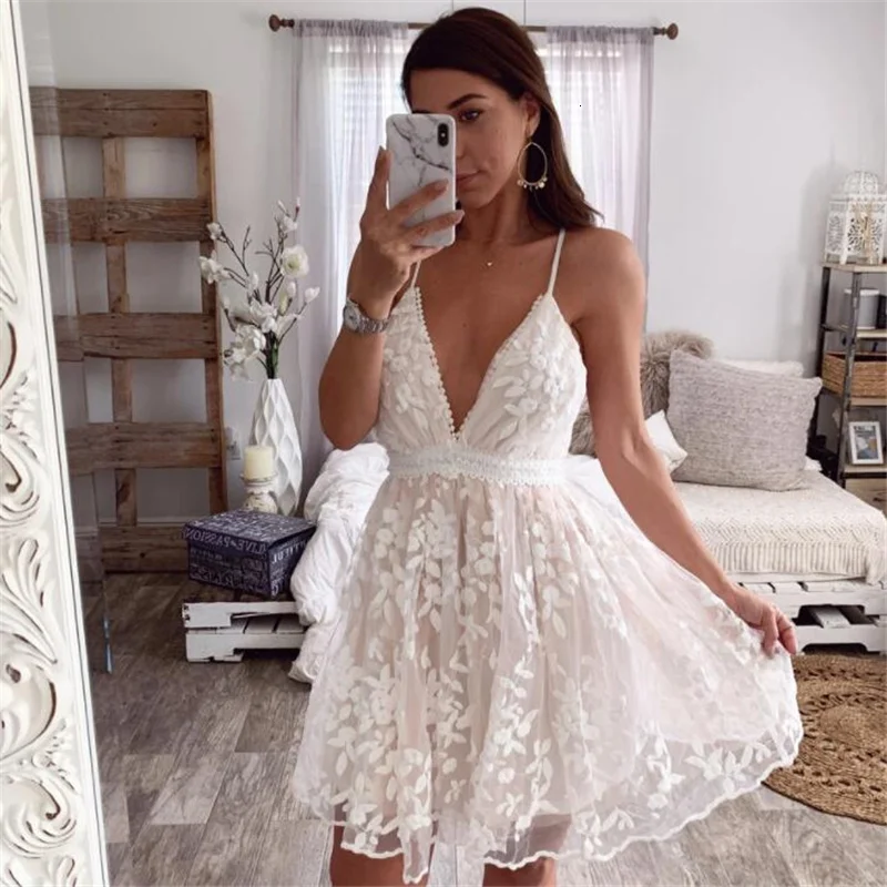 PFFLOOK Summer Lace Embroidery Ruffle Dress Women V Neck Backless Spaghetti Strap Female Dress Party Club White Dress Vestido
PFFLOOK Summer Lace Embroidery Ruffle Dress Women V Neck Backless Spaghetti Strap Female Dress Party Club White Dress Vestido