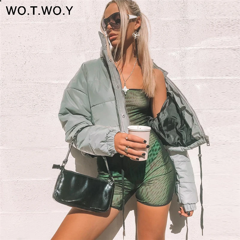 WOTWOY Sexy Club Style Winter Jacket Women 2019 Reflective High Neck Zipper Button Female Short Down Coat Straight Women Outwear
WOTWOY Sexy Club Style Winter Jacket Women 2019 Reflective High Neck Zipper Button Female Short Down Coat Straight Women Outwear
