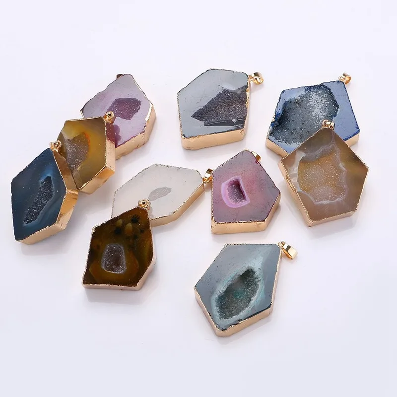 Natural Agate Hand Carved with Shape Pendant Fashion Boutique Jewelry Popular Men and Women's Chalcedony Necklace Sweater Chain
Natural Agate Hand Carved with Shape Pendant Fashion Boutique Jewelry Popular Men and Women's Chalcedony Necklace Sweater Chain