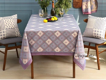 American modern minimalist rectangular lattice tablecloth, high-end table flag decoration cloth
American modern minimalist rectangular lattice tablecloth, high-end table flag decoration cloth