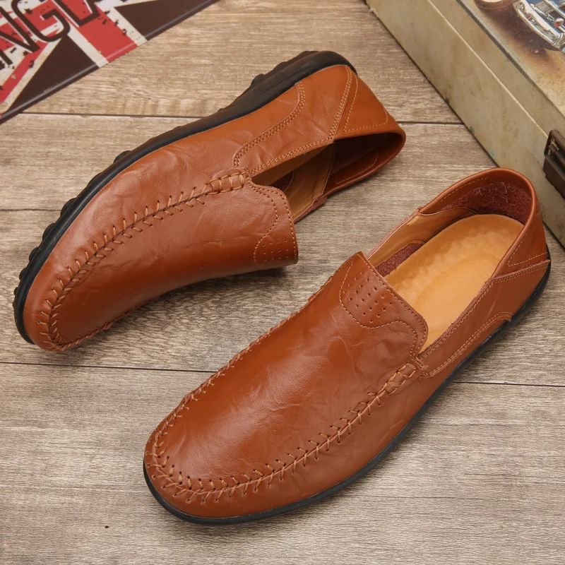 Fashion Men Casual Shoes Genuine Leather Mens Loafers Moccasins Leather Peas Loafers Breathable Driving Shoes Male HC-342
Fashion Men Casual Shoes Genuine Leather Mens Loafers Moccasins Leather Peas Loafers Breathable Driving Shoes Male HC-342