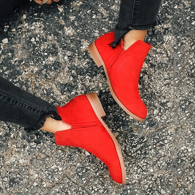 LOOZYKIT 2019 New PU Winter Boots Women Ankle Boots For Women Pointed Toe Low Heel Platform Zipper Ladies Shoes Bota Feminina
LOOZYKIT 2019 New PU Winter Boots Women Ankle Boots For Women Pointed Toe Low Heel Platform Zipper Ladies Shoes Bota Feminina