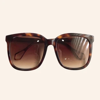 Oversize Square Sunglasses For Women/Men With Brand Box Luxury Designer Mirror Sun Glasses Female Shades
Oversize Square Sunglasses For Women/Men With Brand Box Luxury Designer Mirror Sun Glasses Female Shades
