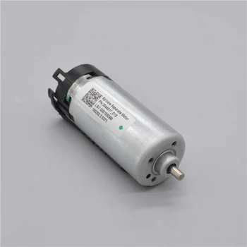 DC 12V Motor Carbon Brush Motor Strong Magnetism High Torque 10 Level Rotor Overheating and Self-stopping Car Boot
DC 12V Motor Carbon Brush Motor Strong Magnetism High Torque 10 Level Rotor Overheating and Self-stopping Car Boot