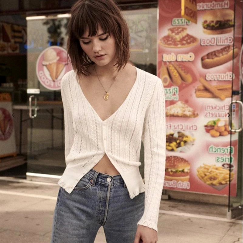 KHALEE YOSE White Cotton Chic Sweater Hollow Out Cardigans Women Summer Autumn Thin V-neck Button Long Sleeve Sweater Cardigan
KHALEE YOSE White Cotton Chic Sweater Hollow Out Cardigans Women Summer Autumn Thin V-neck Button Long Sleeve Sweater Cardigan
