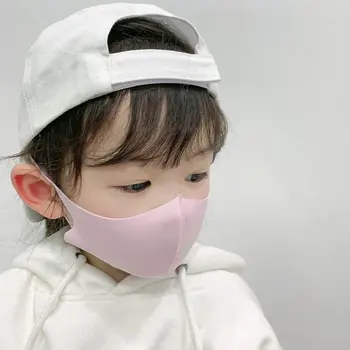 Three-dimensional thick protective mask High efficiency filtration 3D fitting design smooth respirator fresh 1 pcs
Three-dimensional thick protective mask High efficiency filtration 3D fitting design smooth respirator fresh 1 pcs