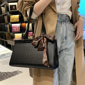 Unusual Bag Brand Original Design Retro Design Bag 2020 HOT Underarm Bag Texture Shoulder Bag Female Joker Handbags 
Unusual Bag Brand Original Design Retro Design Bag 2020 HOT Underarm Bag Texture Shoulder Bag Female Joker Handbags