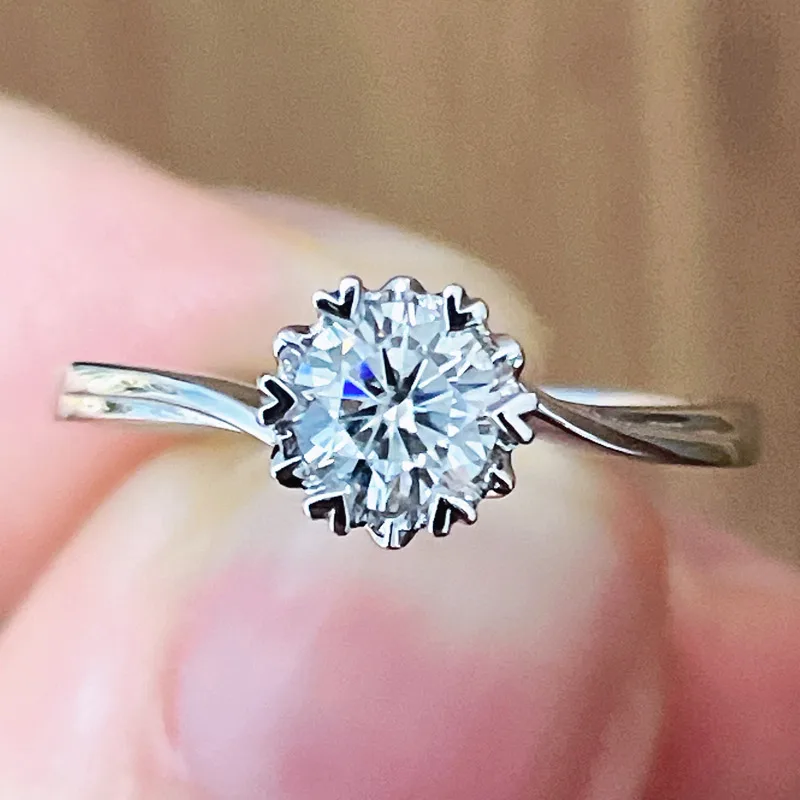 

On Sale 0.5CT Real Moissanite Ring Snowflake Design Color D 925 Sterling Silver For Women's Wedding Gift