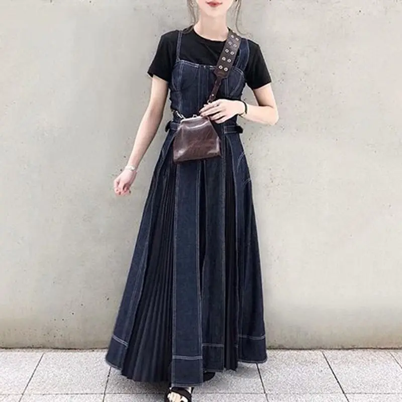 Denim Dress Women 2019 Autumn Korean Fashion Causal Halter Blue Jeans Long Midi Pleated Dresses Brown Robe Sundress vestidos
Denim Dress Women 2019 Autumn Korean Fashion Causal Halter Blue Jeans Long Midi Pleated Dresses Brown Robe Sundress vestidos