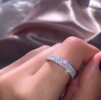 Luxury White Zircon Ring white gold Color Wedding Band Ring Jewelry Female Girls Promise Engagement Rings For Women 
Luxury White Zircon Ring white gold Color Wedding Band Ring Jewelry Female Girls Promise Engagement Rings For Women